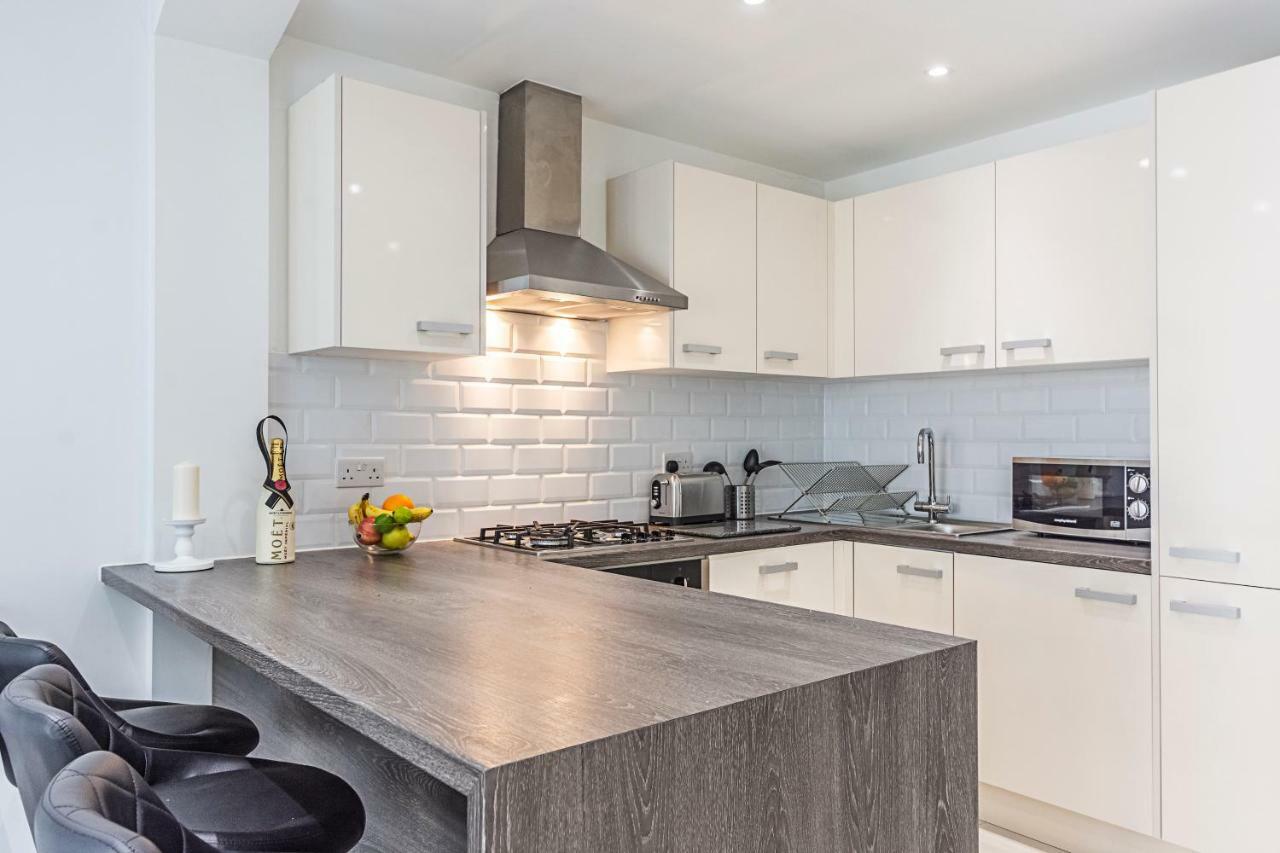 Modern Apartment Canary Wharf London Exteriör bild